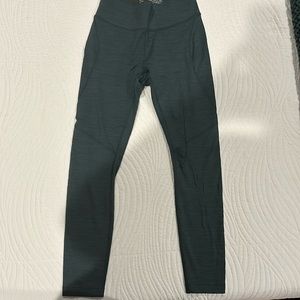 Outdoor voices green workout set